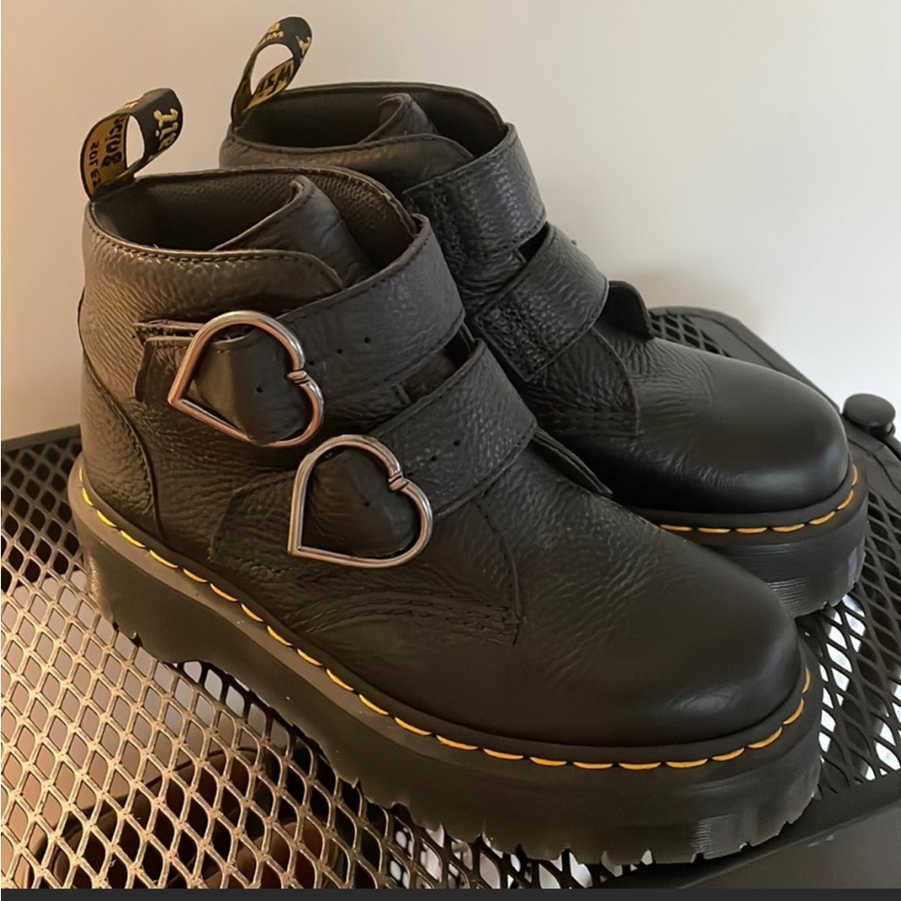 devon heart boots - reserved